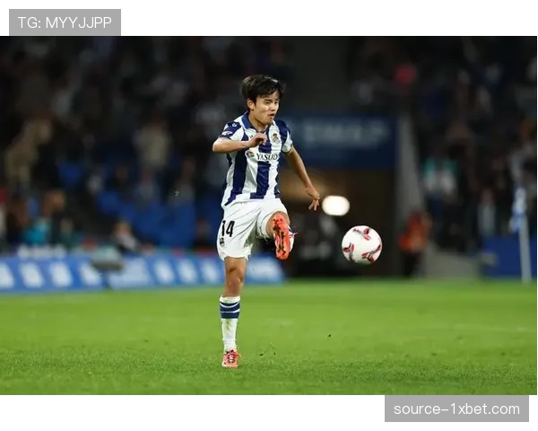 日本队久保建英贡献一球两助率队6比0大胜印尼完美收官