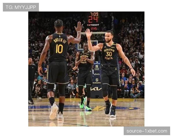 勇士死亡五小限制三分命中率 锋线群换防能力升级